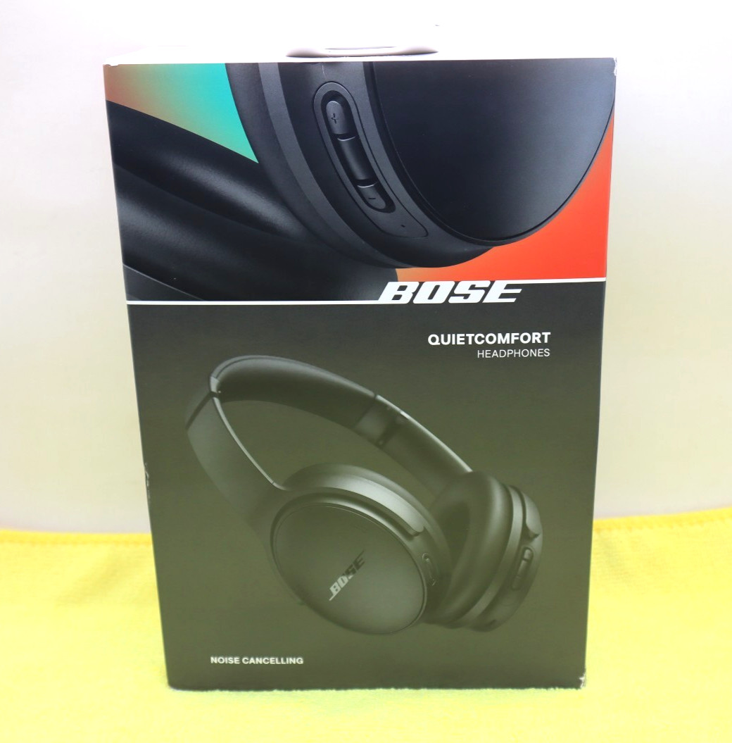 BOSE QUIETCOMFORT NOISE CANCELLING HEADPHONES 884367-0100 / NEW, FREE SHIPP.