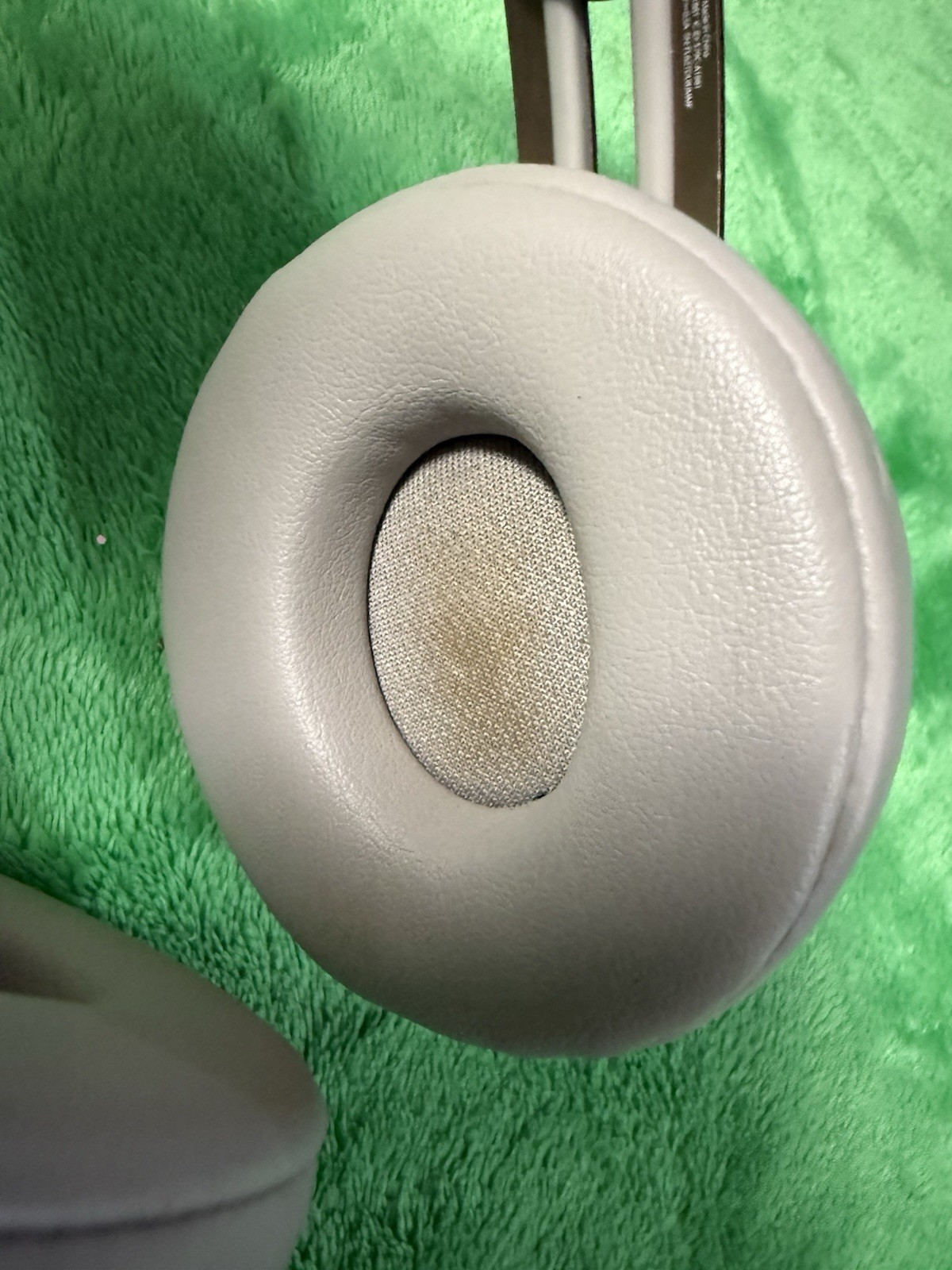 Beats Solo Pro Wireless Headphones A1881 Tested Working