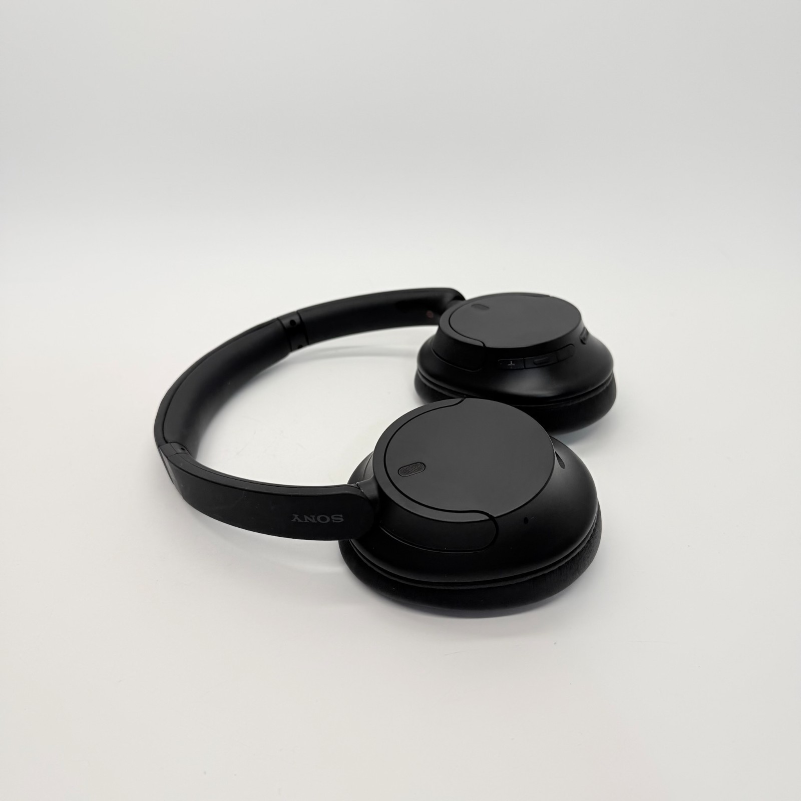 Sony WH-CH720N/B Noise Canceling Wireless Headphones WHCH720N – Black