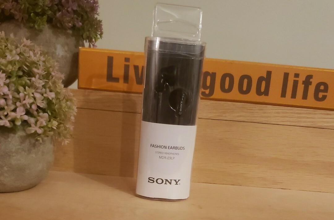 Sony MDR-E9LP In-Ear Only Headphones – Black