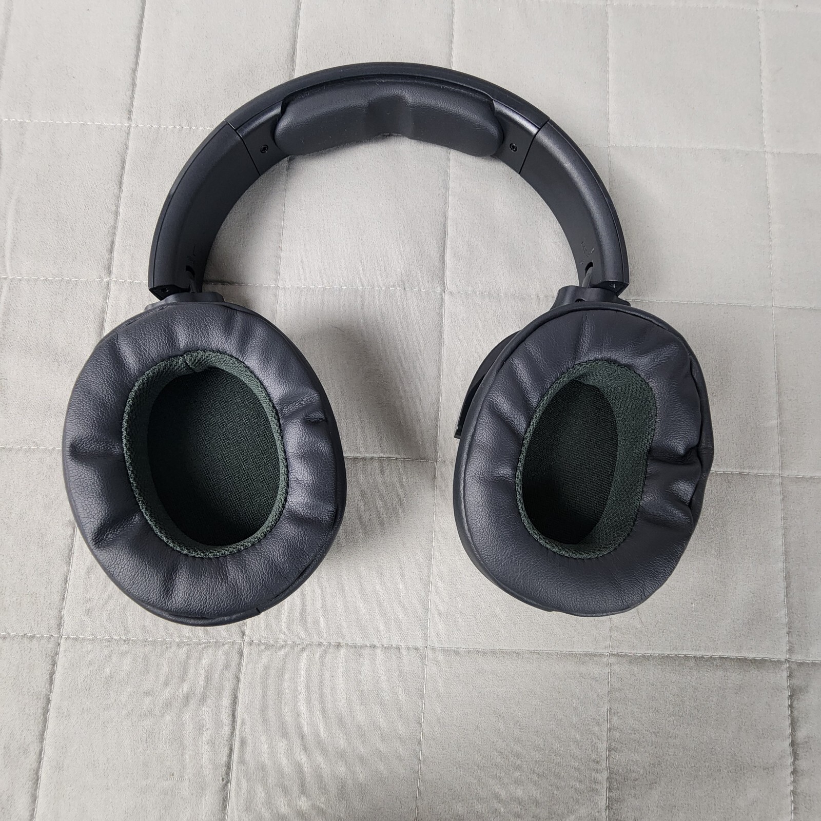 Skullcandy Hesh Evo Headphones Over-Ear Black Wireless Tile Built In Read*