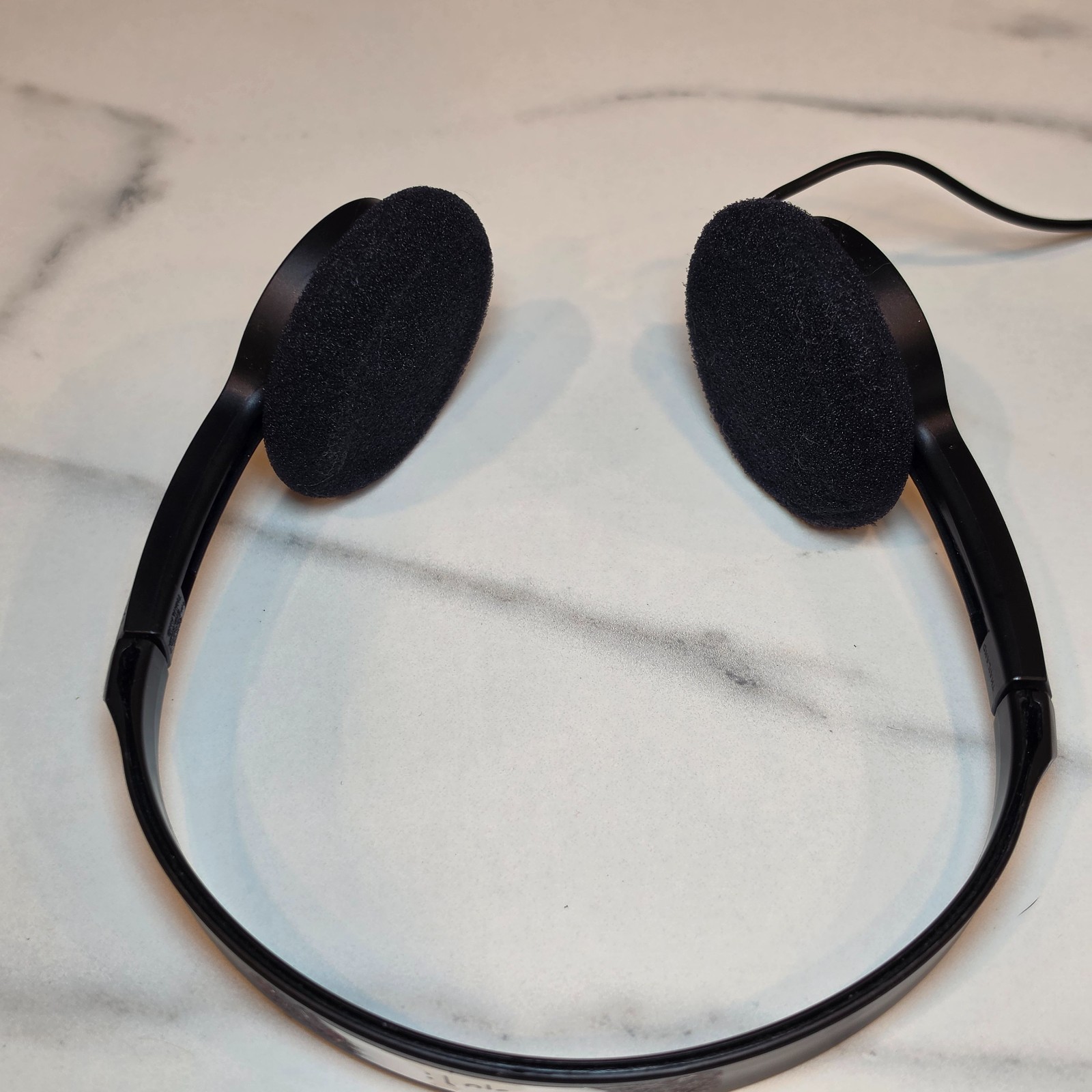Sony MDR-222 Headphones – Made in Thailand – Excellent Working Condition