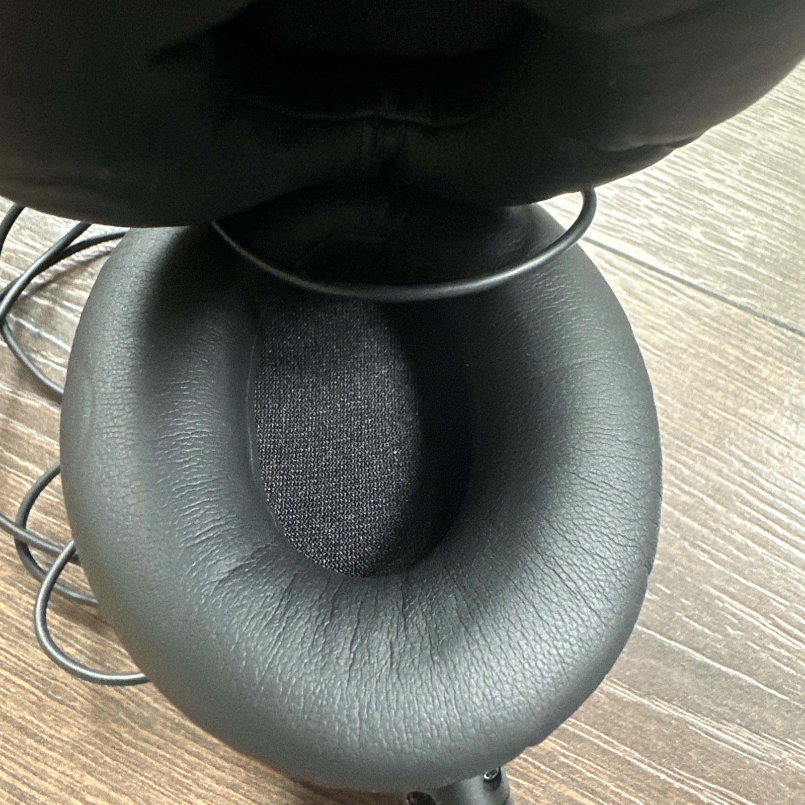 Audio Technica Active Noise Cancelling Headphones ATH-ANC7b