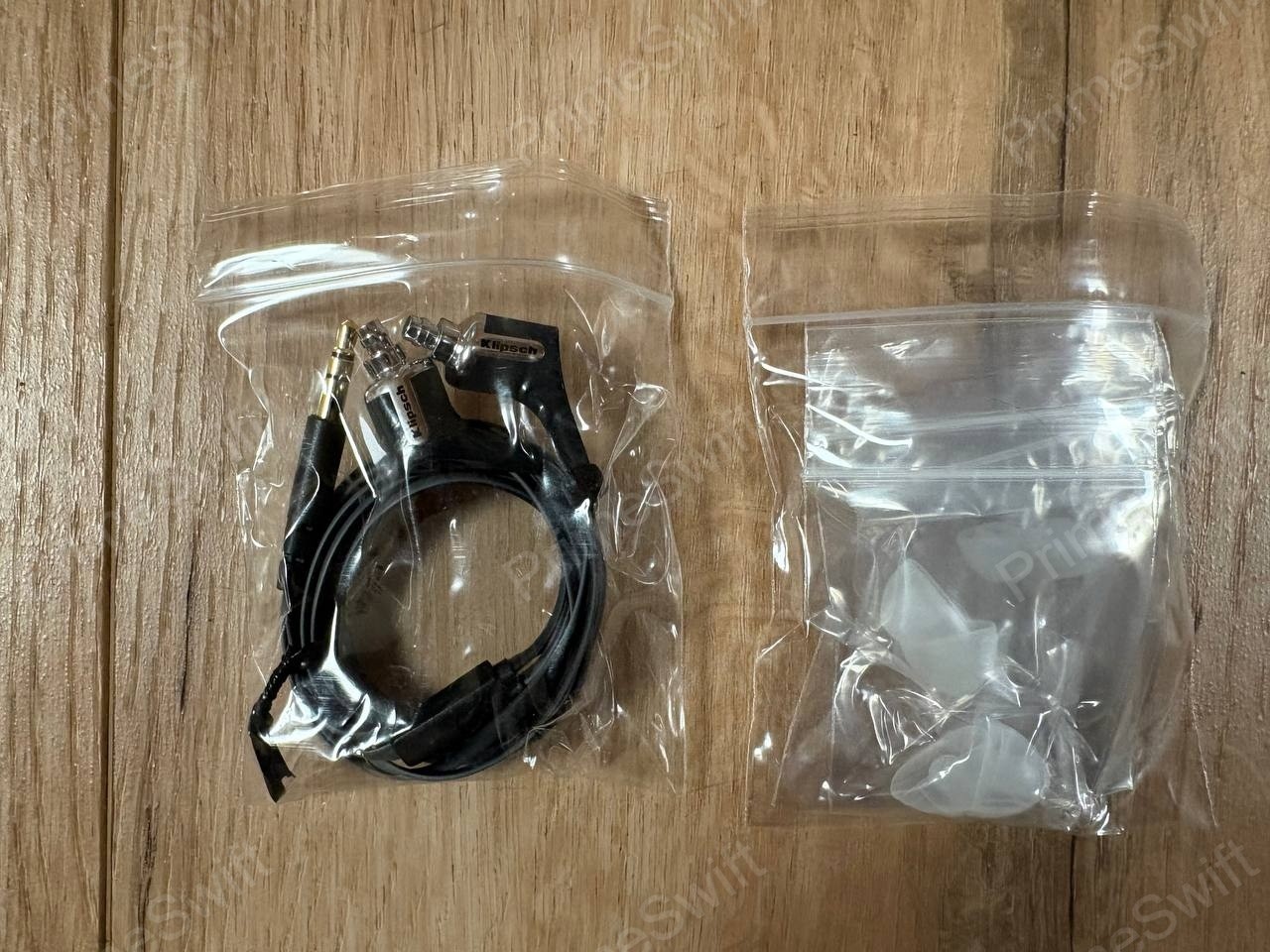 Klipsch R6 Black In-Ear Headphones, 1061878, Replacement – NEW