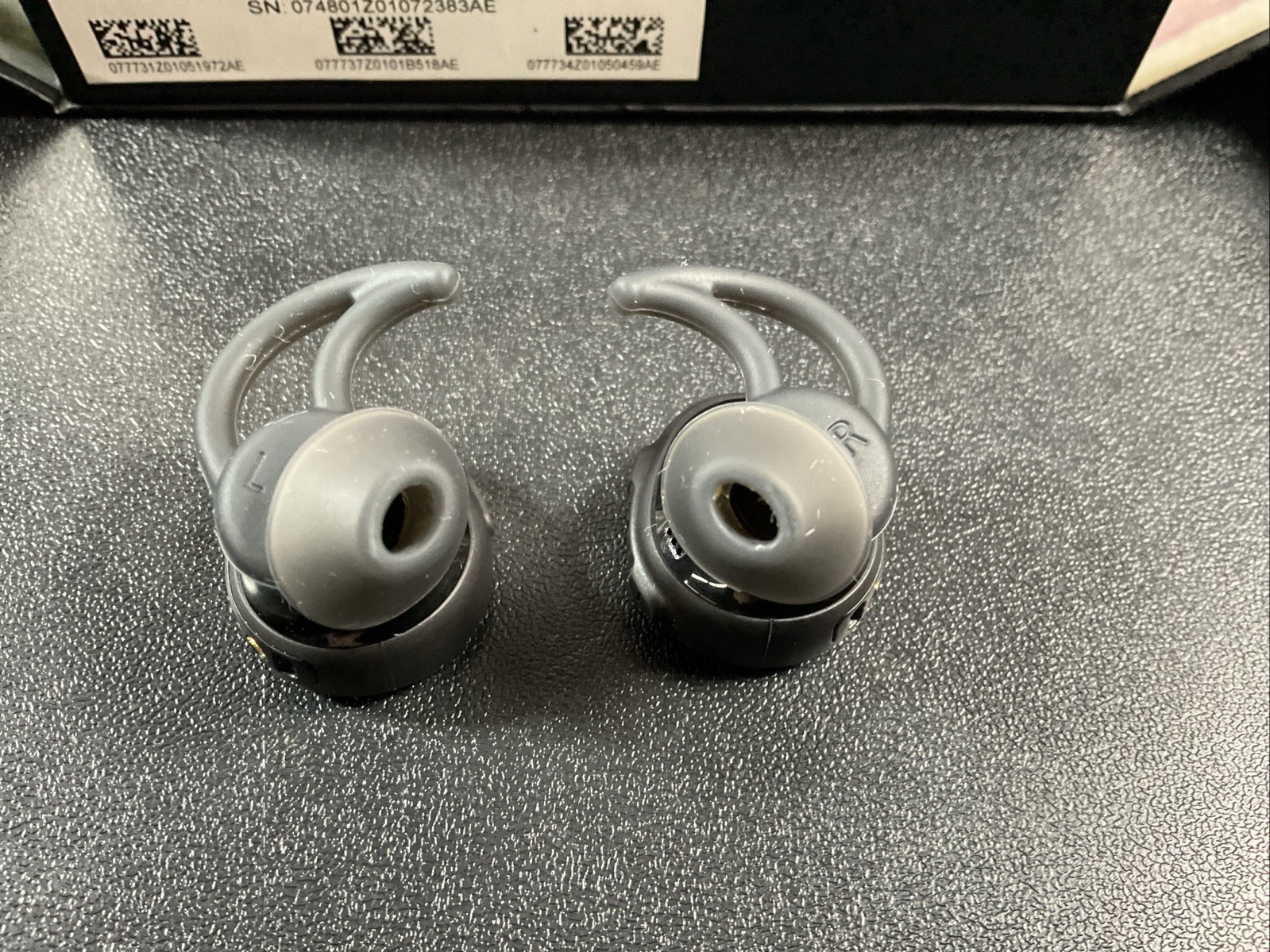 Bose SoundSport Free Wireless Earphones Black w/Box EUC