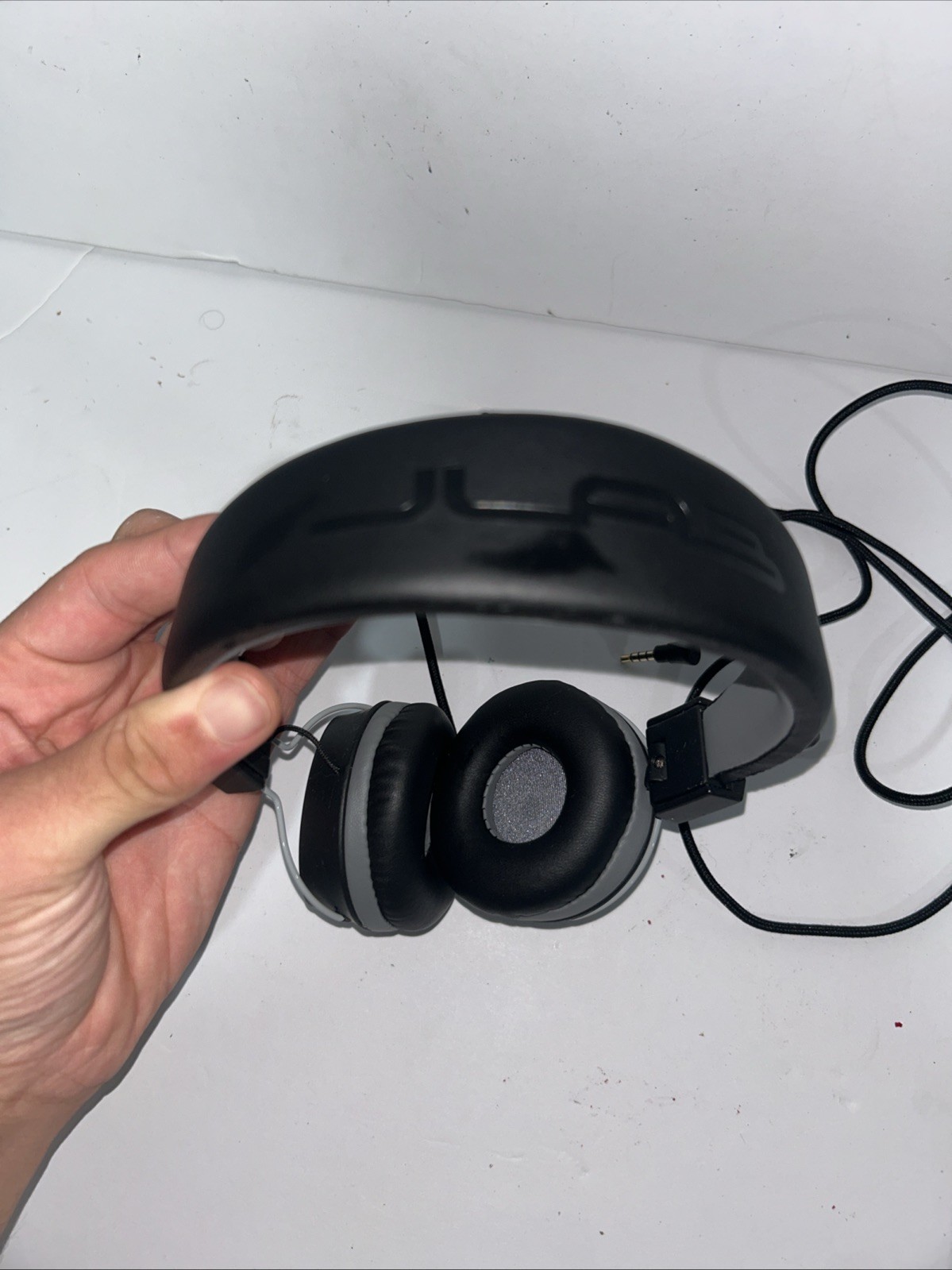 JLAB NEON ON EAR WIRED HEADPHONES