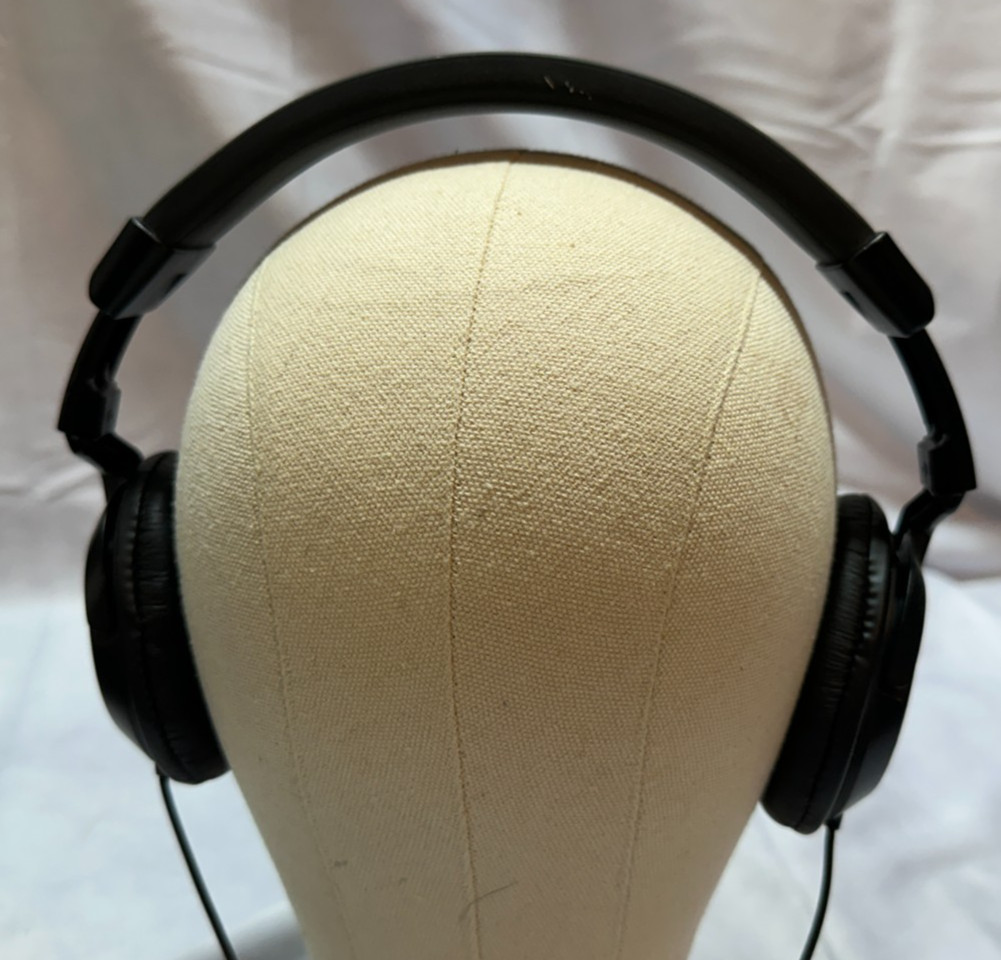 Denon AH-D350 Over Ear Headphones Wired Digital used/works (READ DESC)