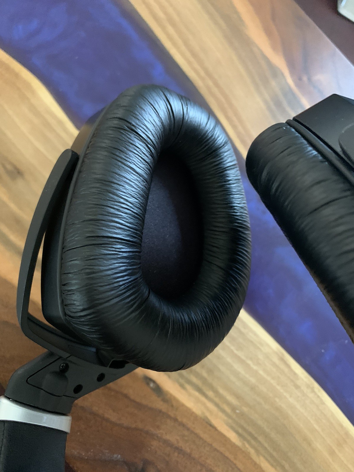 Sennheiser HDR 195 Wireless Headphones For RS 195-U RF Listening System | CLEAN