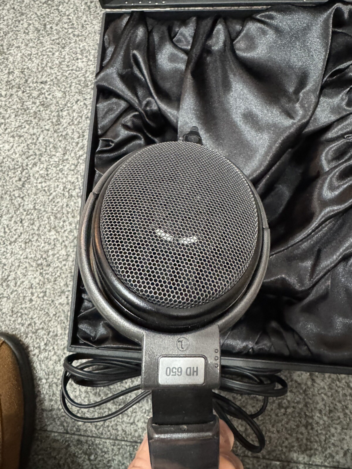 Sennheiser HD 650 Over the Ear Headphones – Marble