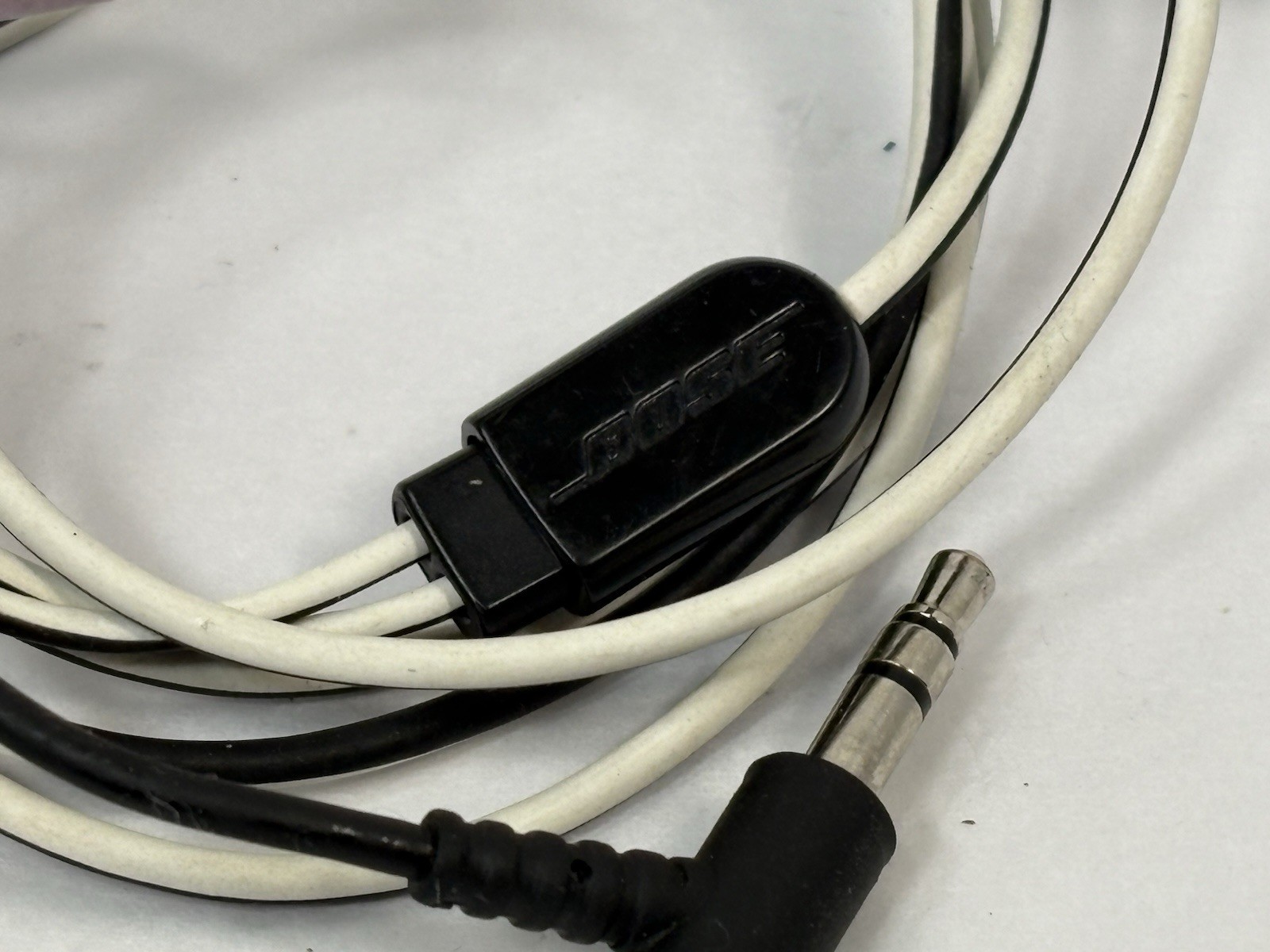 Bose SoundSport Wired 3.5mm Jack Earphones Headphones Earbuds Charcoal-Black