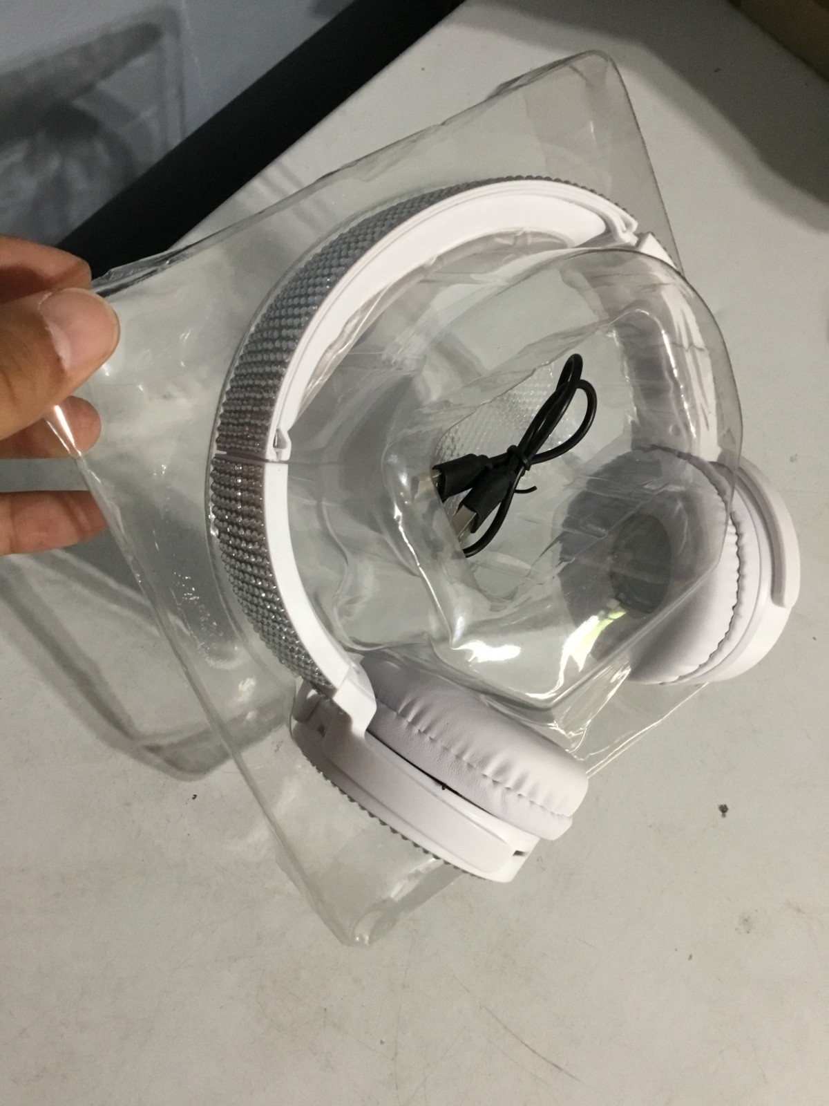 Art+Sound Bling Wireless Bluetooth Luxury Headphones with Built in Mic BLING