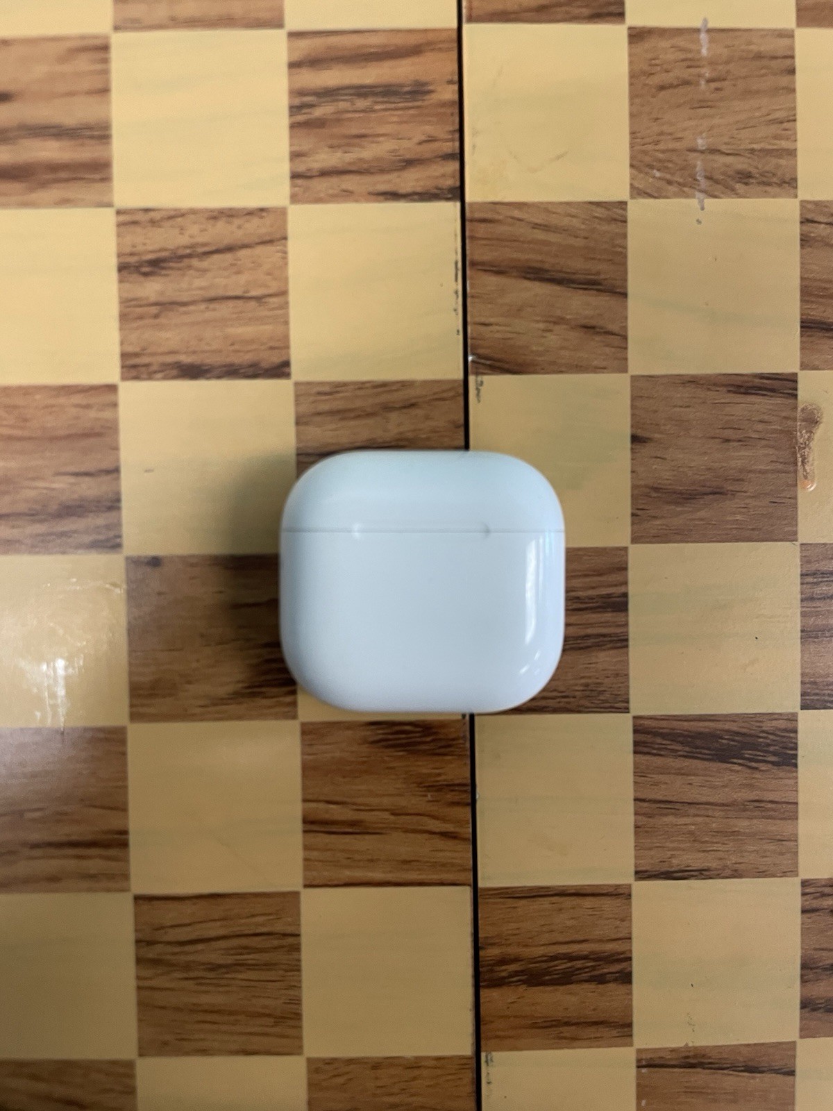 Apple AirPods 4 White Wireless In-Ear Earbuds.