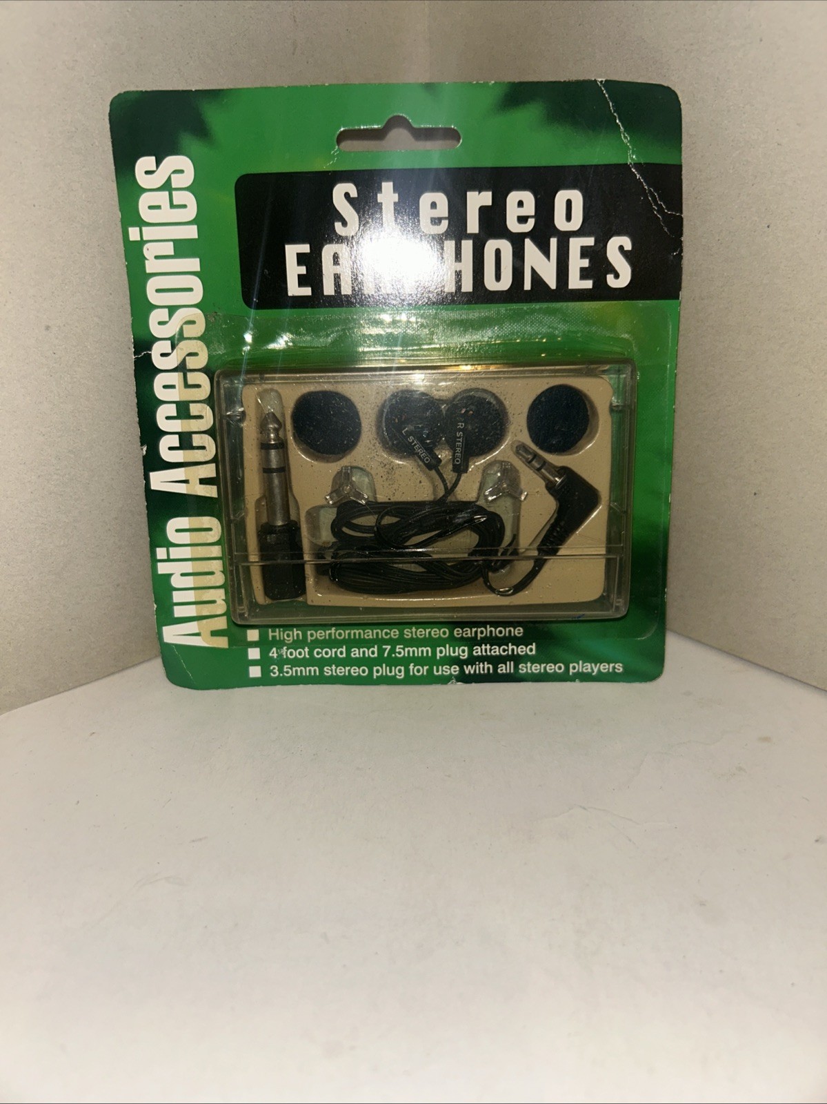 eCIRCUIT ELECTRONICS STEREO EARPHONES/BUDS 4ft CORD Vintage