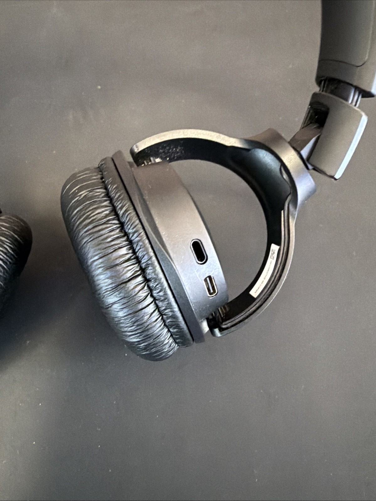 JBL Tune 520BT Bluetooth Wireless On-Ear Headphones- Black – Fully Tested & Work