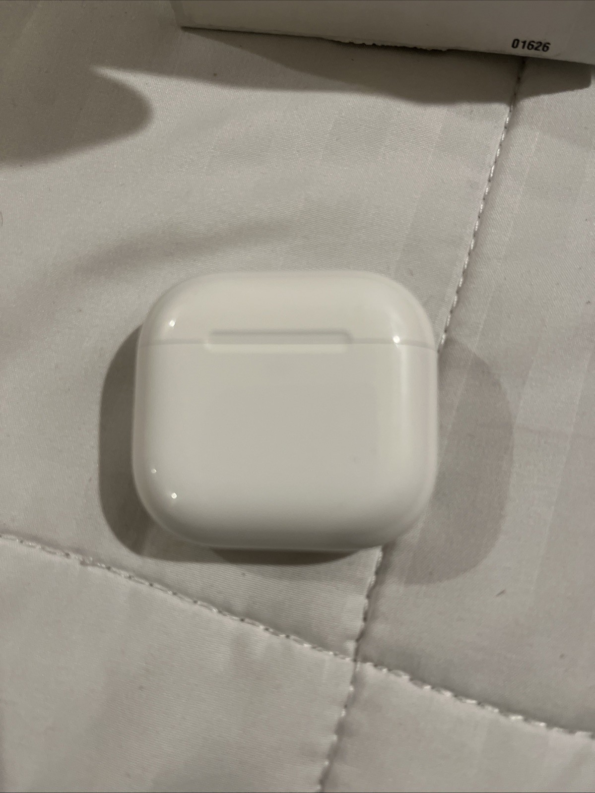 Apple AirPods 4th Gen Complete Set White, A3058/A3059/A3053