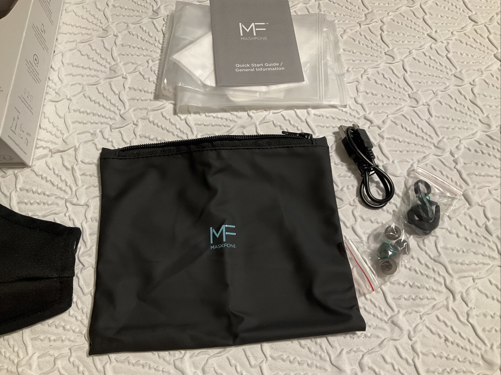 Maskfone Black Built In Microphone Bluetooth Wireless Filters Earbuds Mask M/L