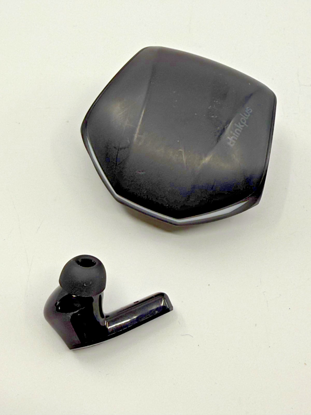 Lenovo Thinkplus GM2 Pro Wireless Bluetooth – Right Earbud Only & Charging Case