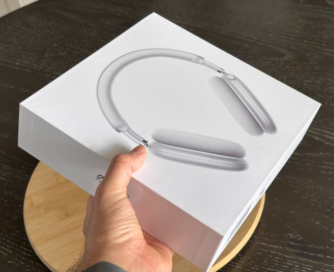 (Empty Box ONLY) Picun F8 Pro ANC Wireless Headphones – Grey – Includes Sleeve