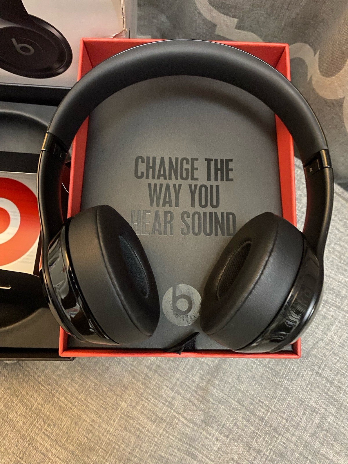 Beats by Dr. Dre Solo3 Over the Ear Headphone – Gloss Black