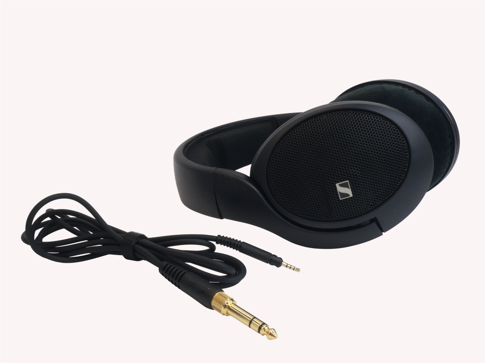 Sennheiser HD 560S Audiophile Headphones Over-The-Ear – Free shipping