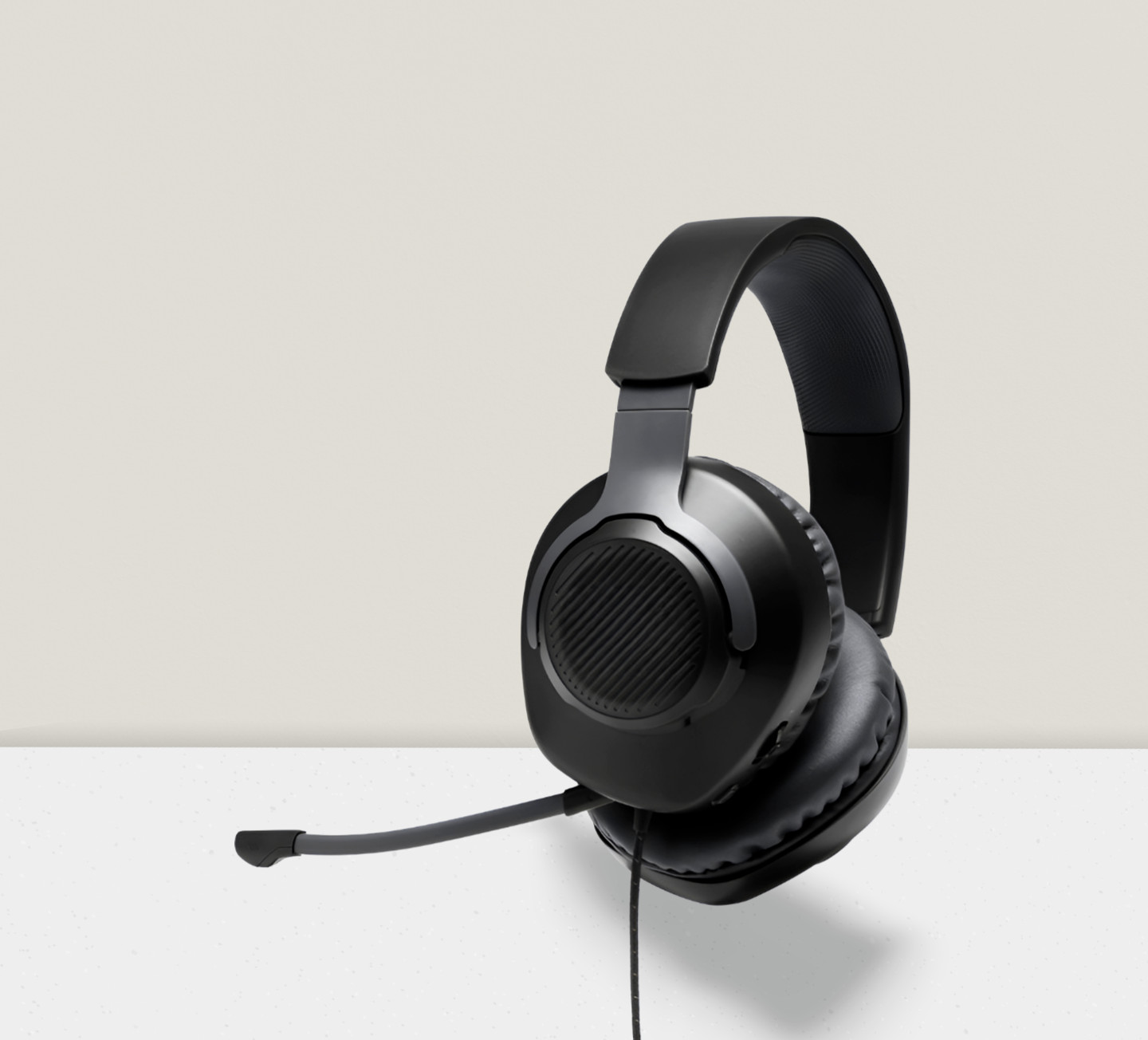 Quantum 100 Wired Over-Ear Gaming Headphones Black Large