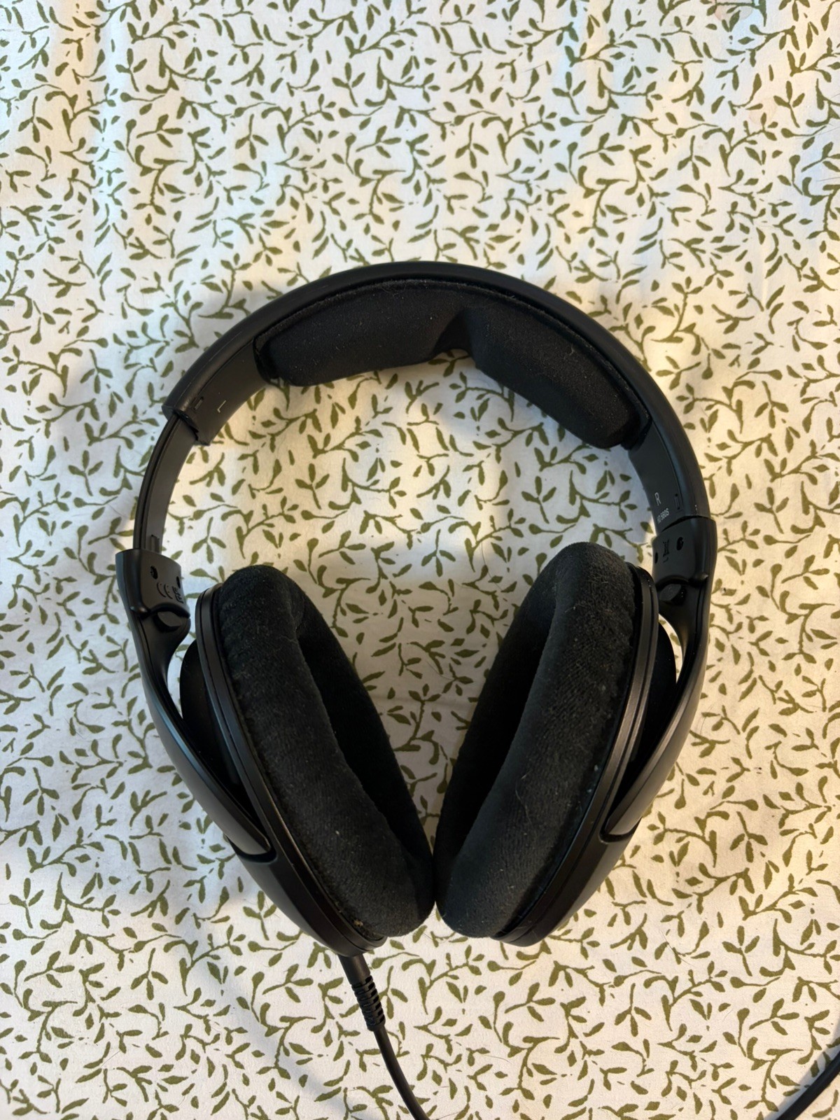 SENNHEISER HD 560S WIRED OVER-THE-EAR AUDIOPHILE HEADPHONES | BLACK