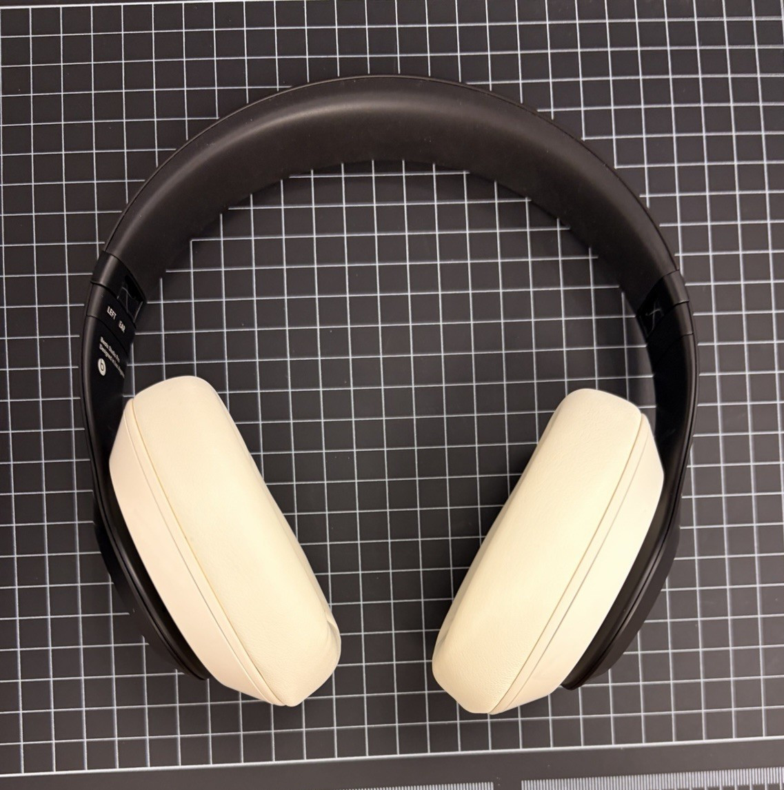 Beats x Stussy Studio3 Wireless Headphones Black/Beige w/ Stussy Case