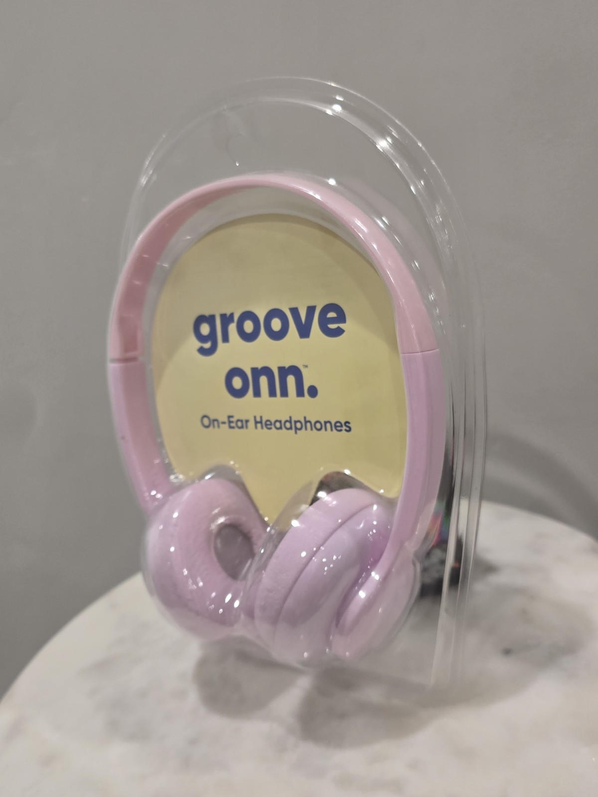 Groove Onn On-Ear School Headphones Pink Adjustable Headband Lightweight Design