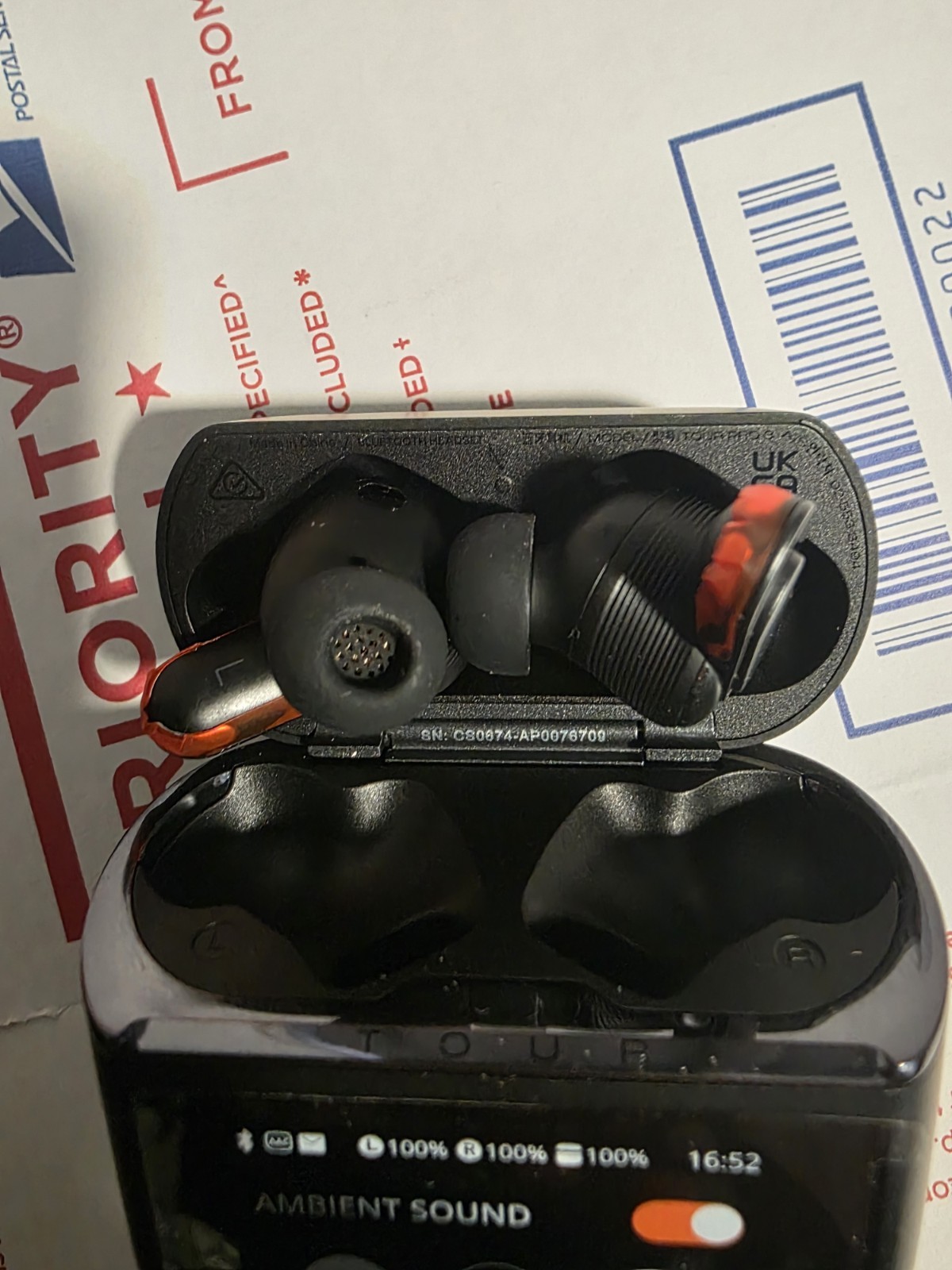 JBL Tour Pro 3 True *Black Genuine JBL NEW* Wireless Red seals On THe Earbuds