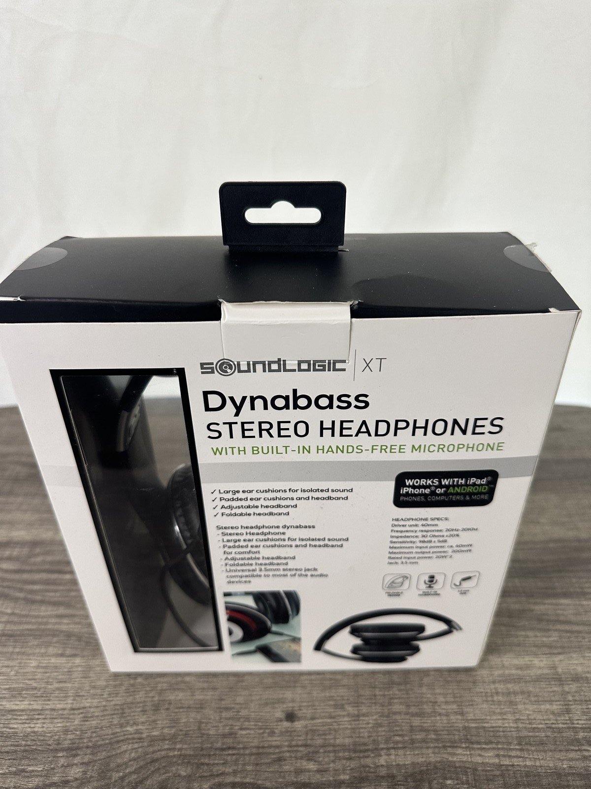 SoundLogic XT Dynabass Stereo Headphones with Built-in Microphone – Black/Red