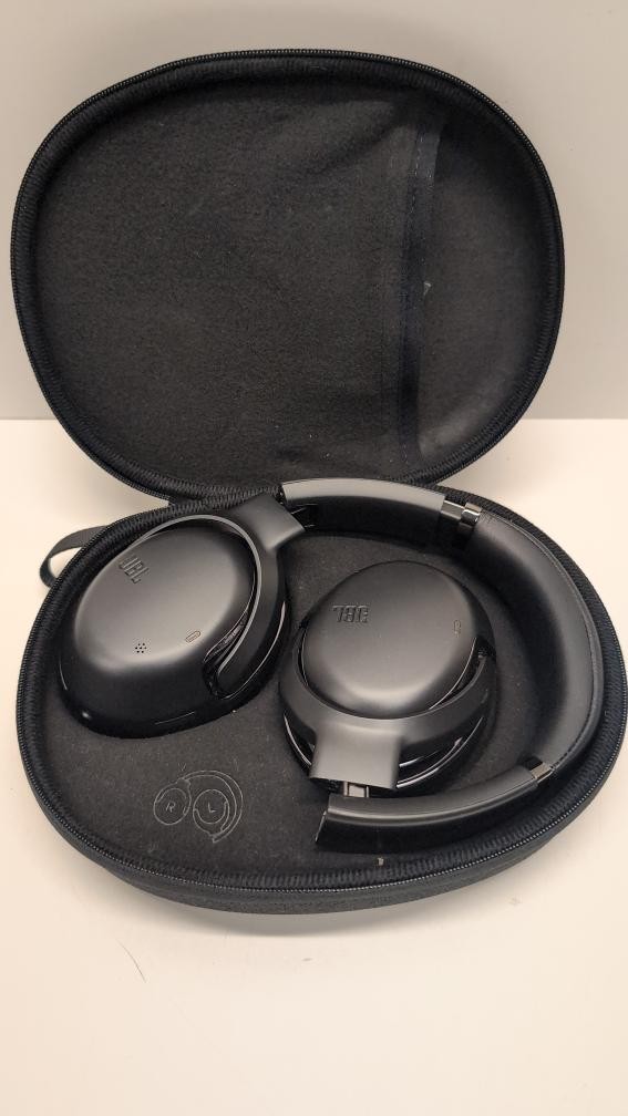 JBL Tour One M2, Wireless over-ear Noise Cancelling headphones (P03066911)