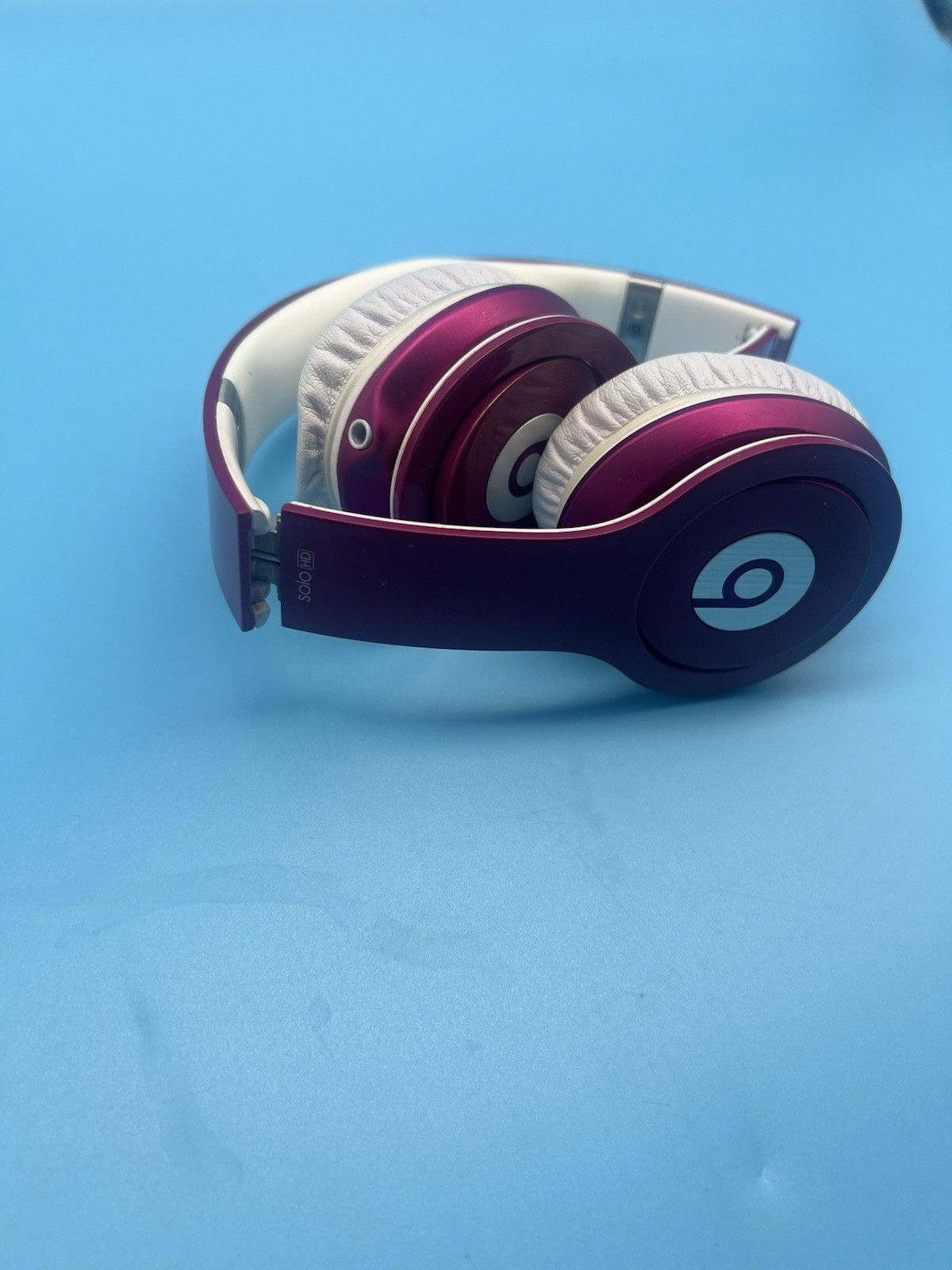 Beats Dr Dre Solo HD Metallic Magenta Headphones WIRED Case And Wire Included