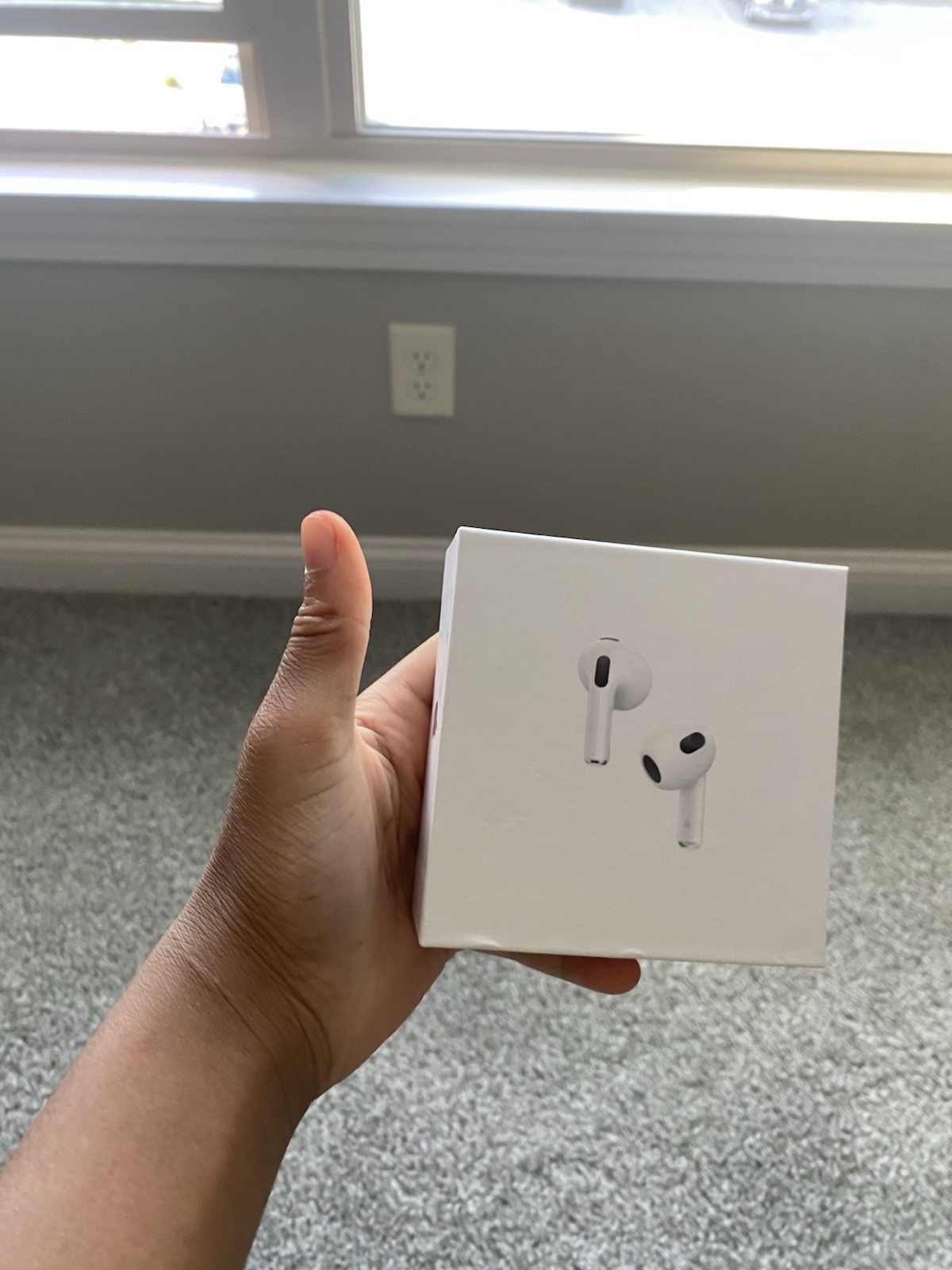 Apple AirPods (4th Generation) With Active Noise Cancellation (ANC)