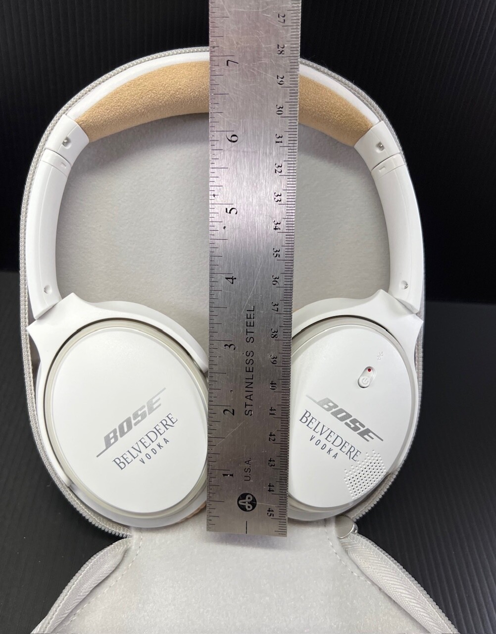 Bose Soundlink II Wireless Bluetooth Headphones Belvedere Vodka logo-New w/case