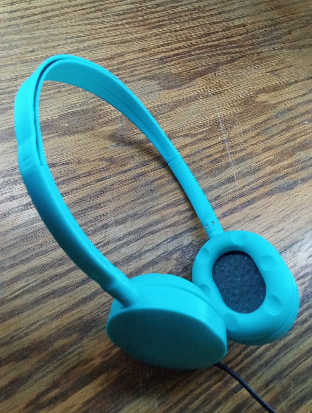 Unbranded Colored Over The Ear Silicone Padded Headphones (See Description)