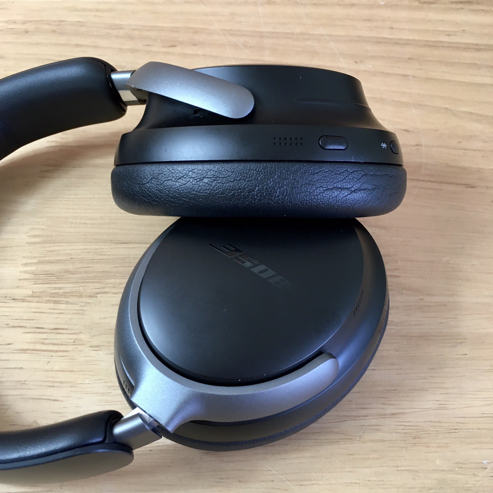 Bose QuietComfort Ultra Wireless Noise Cancelling Headphones – Black