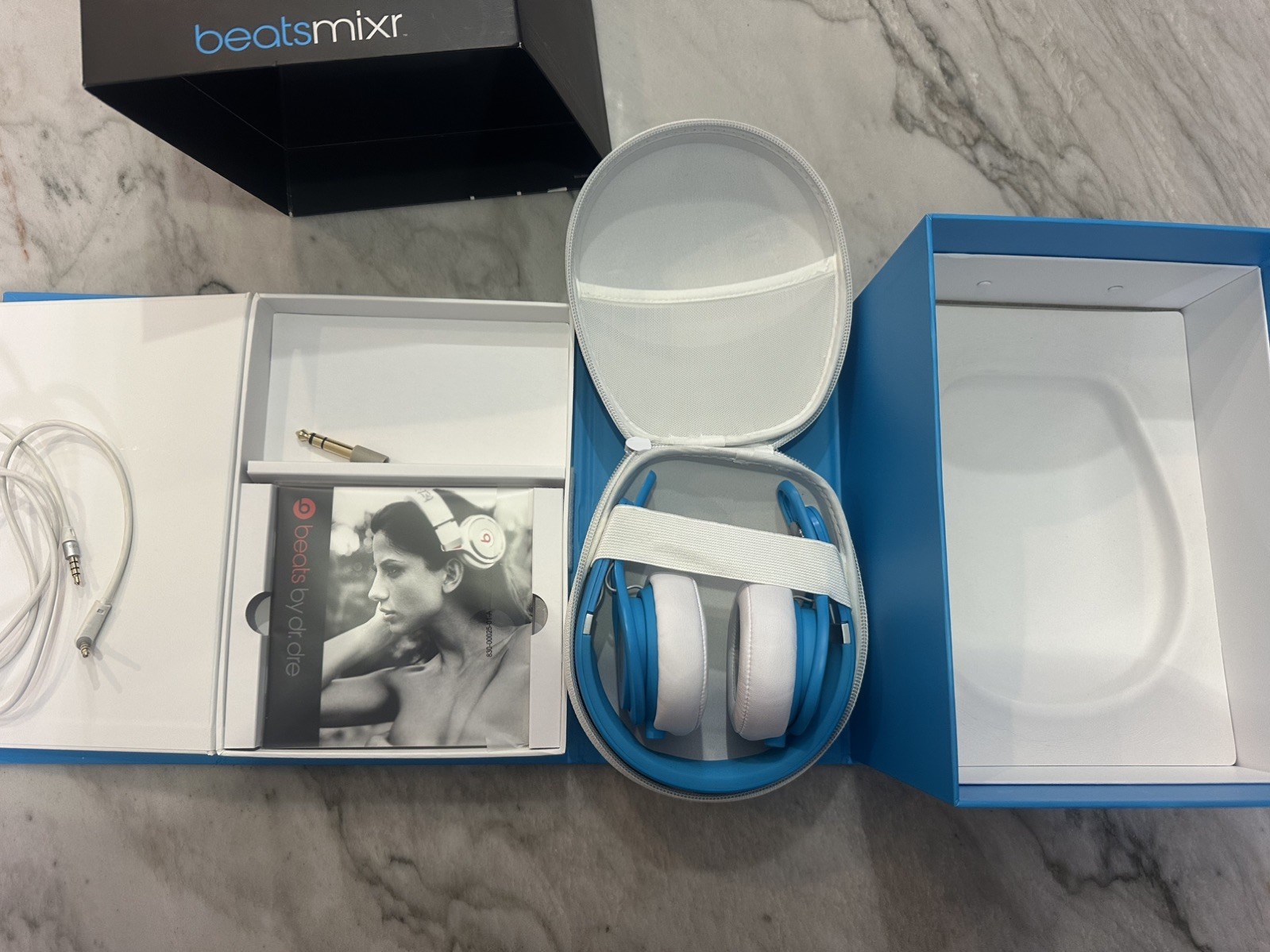 Beats Mixr Mixer Headphones Neon Blue & White David Guetta Edition Rare