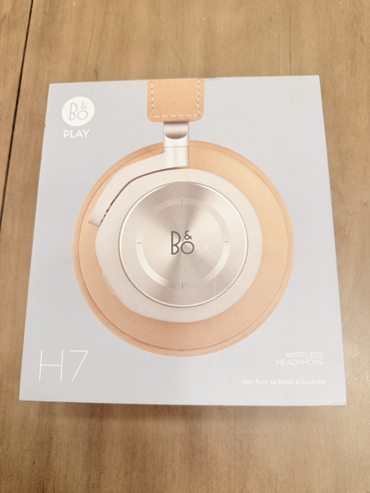 Bang & Olufsen Beoplay H7 Wireless/Wired Over-Ear Headphones – Never Used