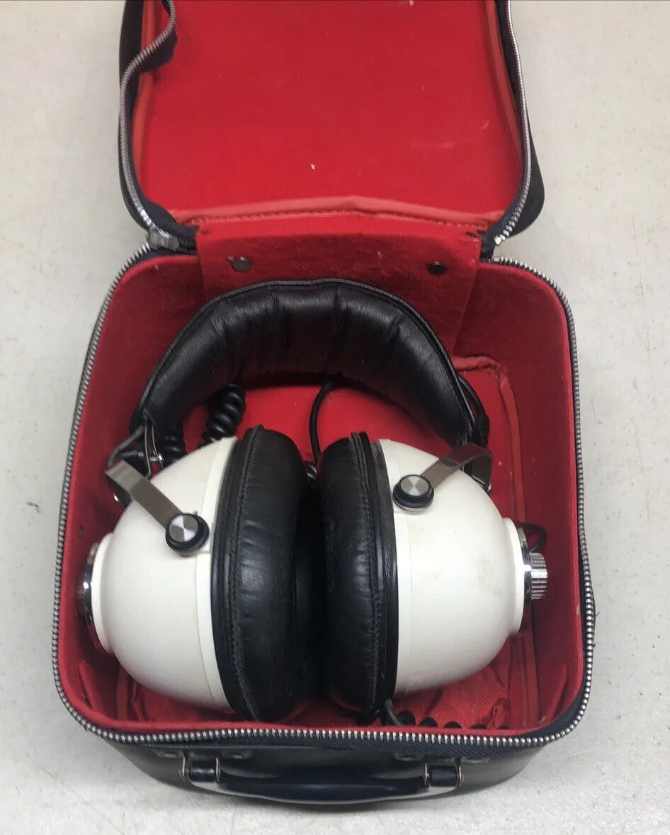 Lykes SHP 500 Stereo Headphones- White Untested
