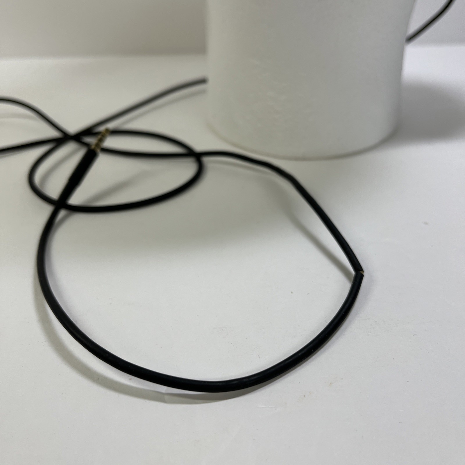 Bowers & Wilkins P9 Signature Headphones Brown – No Case – No Box