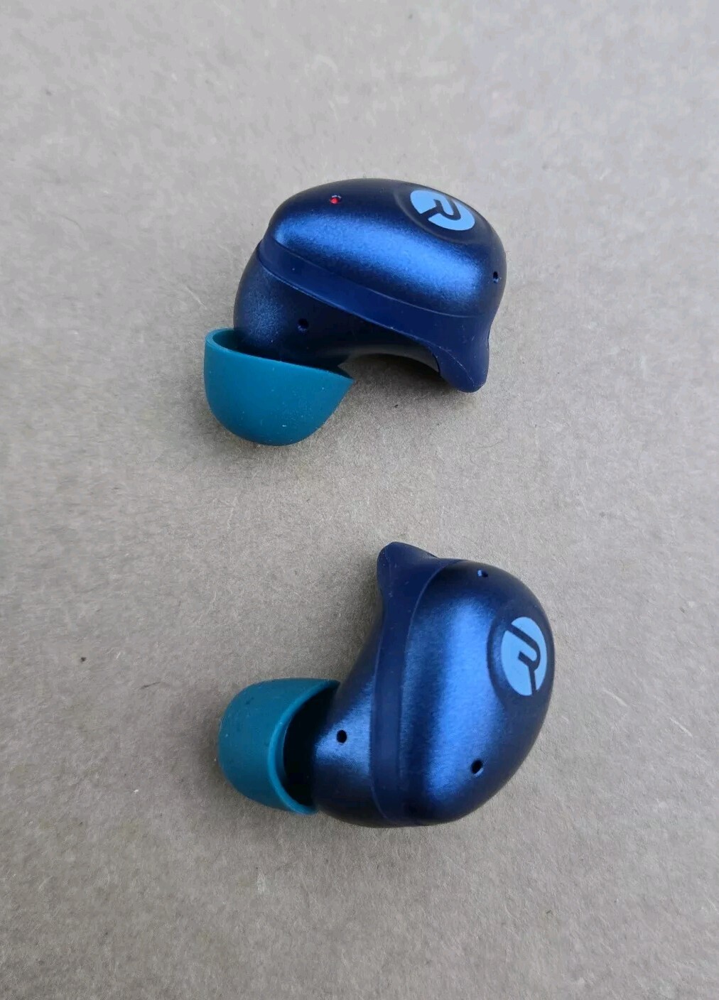 Raycon RBE745 THE FITNESS True Wireless Earbuds Only – BLUE