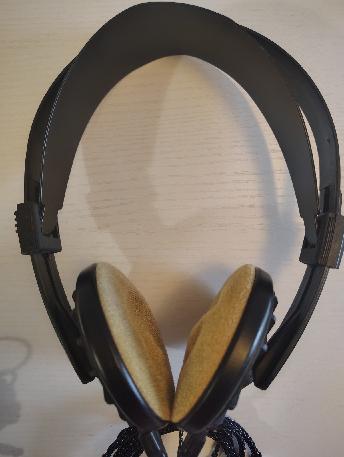 Sennheiser HD420 Wired Vintage Headphones 4.4mm Balanced Cable