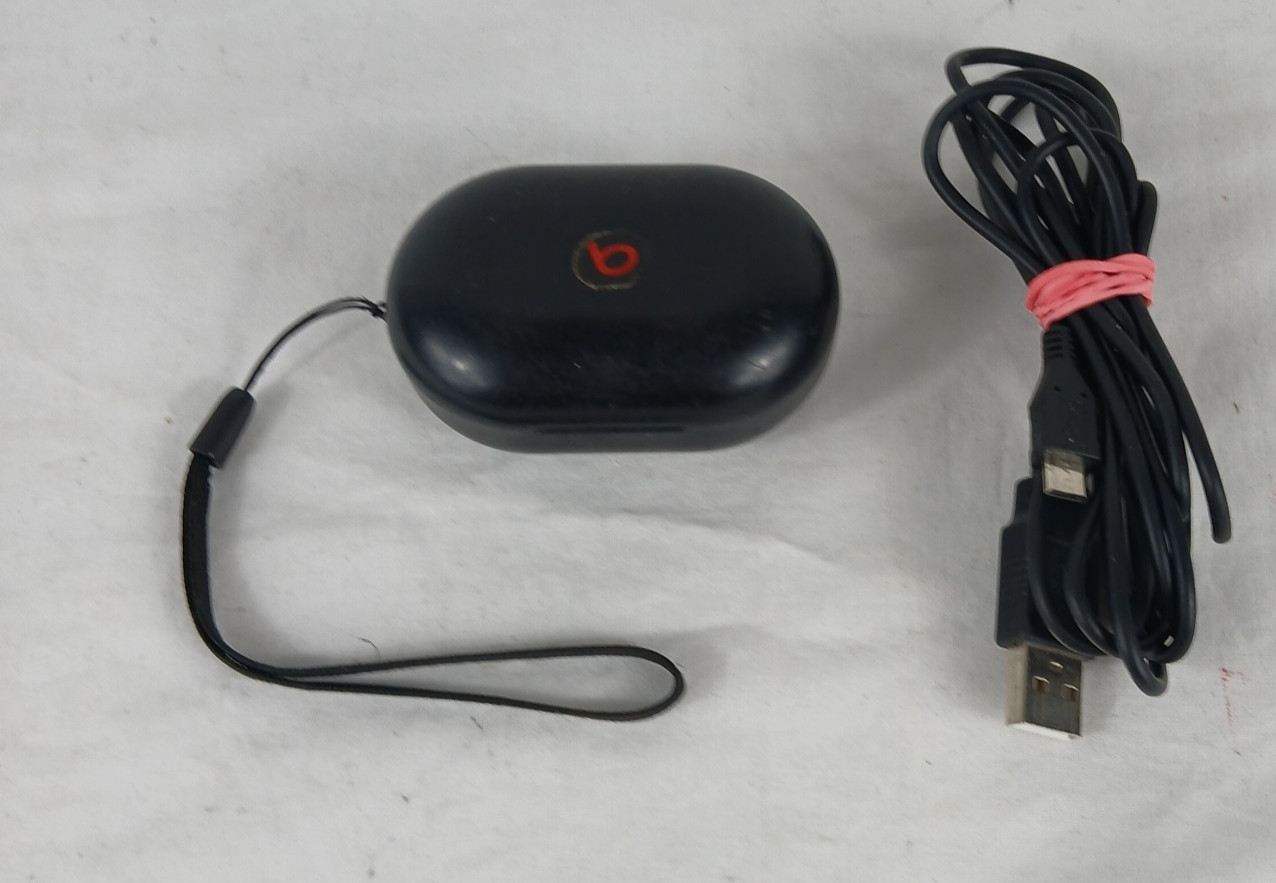 Beats by Dr. Dre Tour 3 Wireless Bluetooth Earbuds CHARGER ONLY TESTED