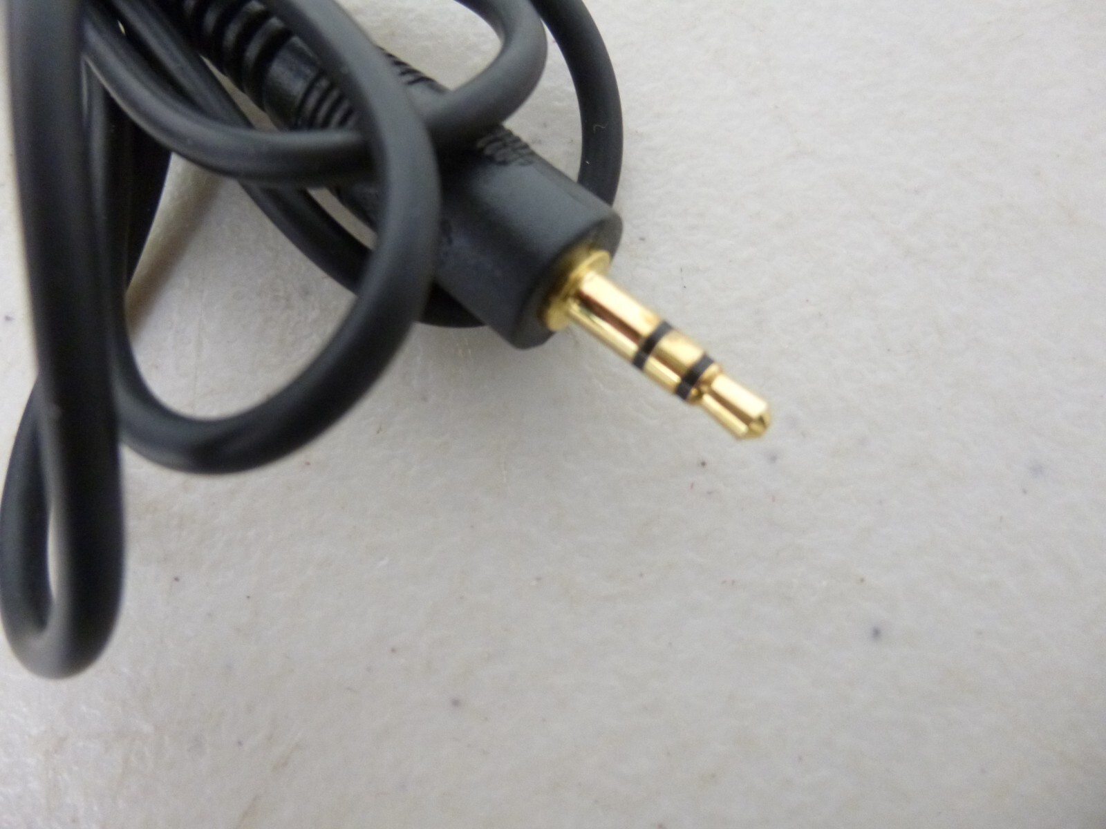 Coby CV-194 Noise Canceling Headphones