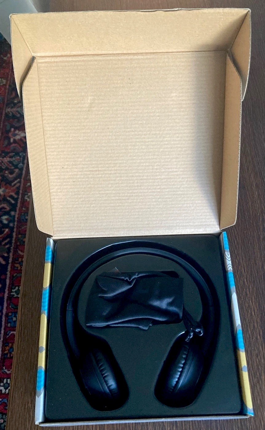 Wireless Headphones NEW Bee Bop UNUSED Untouched complete In Box Honda Tag