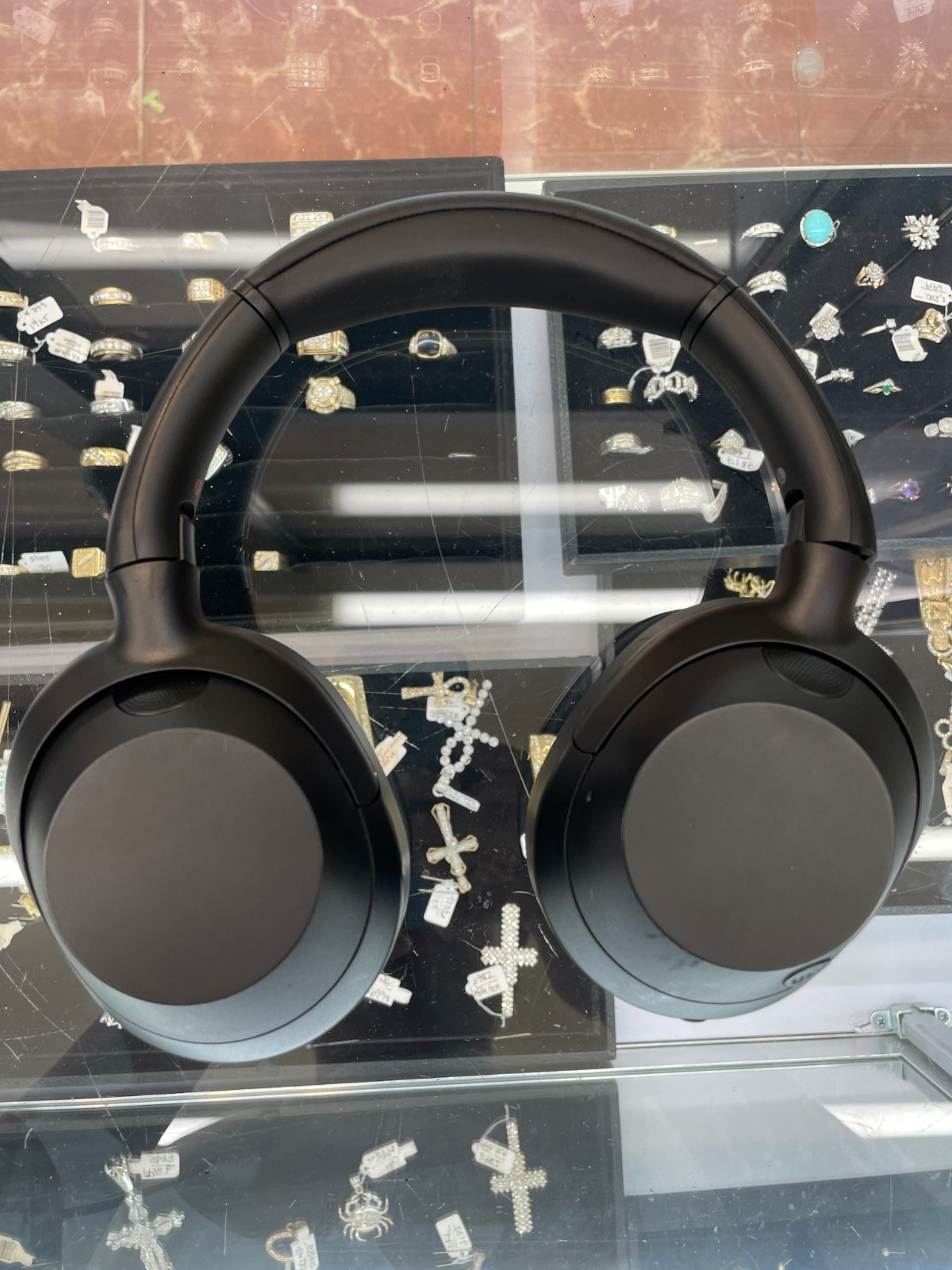 Sony ULT WEAR Wireless Over-Ear Noise-Canceling Headphones WHULT900N/B (Black)