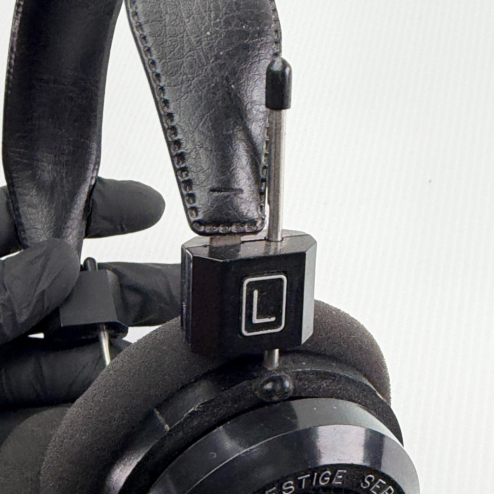 Grado Labs SR60 Headphones Prestige Series On-Ear Foam *TESTED WORKING *READ