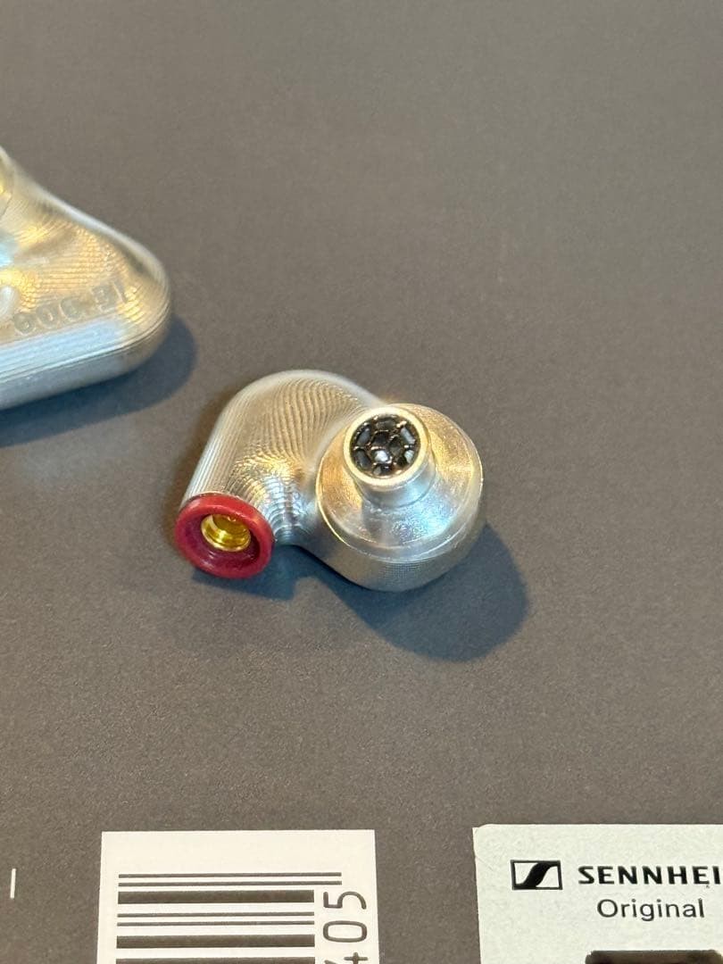 Sennheiser IE900 Made in Germany Audiophile IEM Earphones For Parts Right Fault