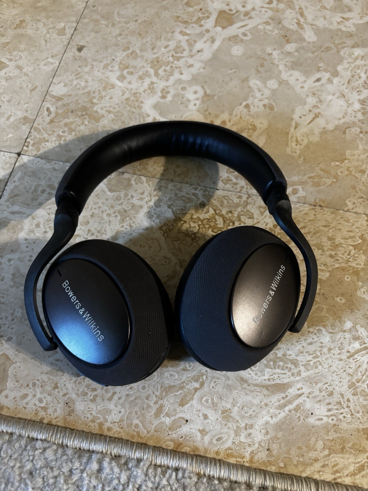 Bowers & Wilkins PX7 Wireless Bluetooth ANC Over-Ear Headphones Black 40mm