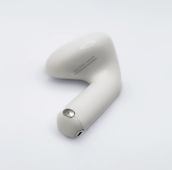 Original Apple AirPods 4 Replacement: Left Side AirPod A3053 (Without ANC) – ;;;